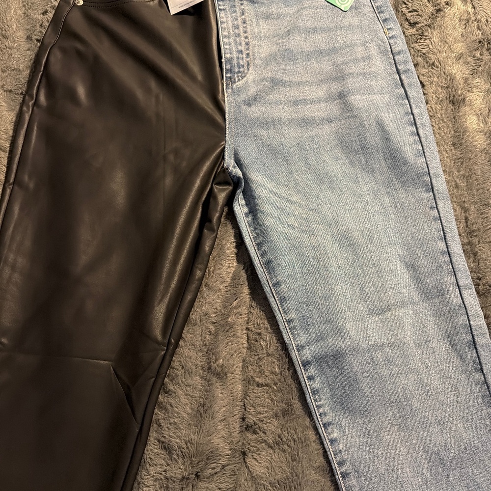 AKIRA FLEX FIT EXTREME STRETCH HALF AND HALF PU HIGH WAIST SKINNY JEAN Size 3030